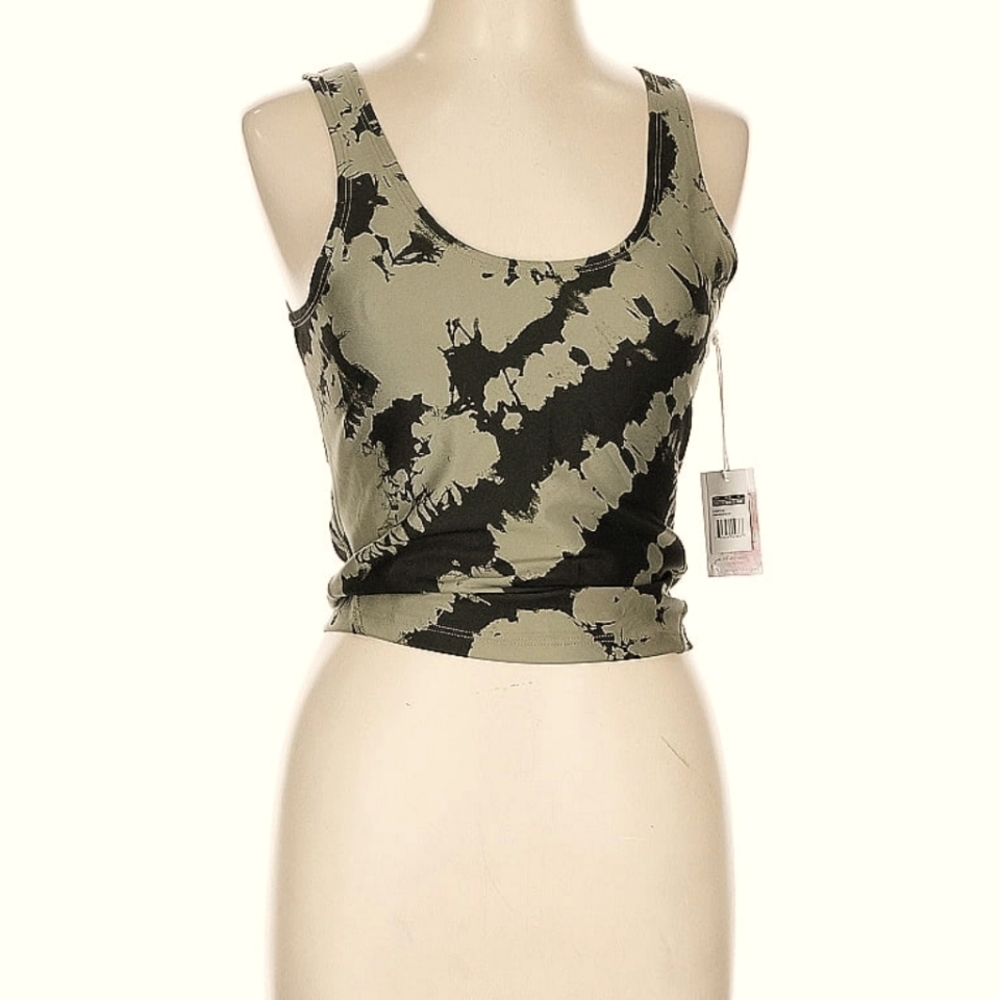 Nwt crop top
